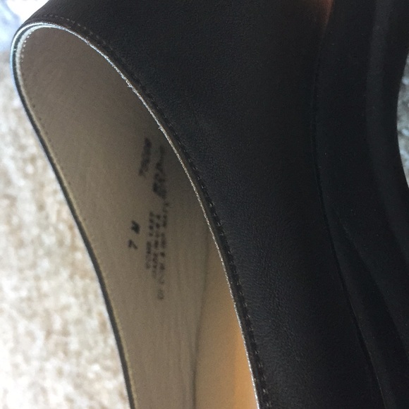 ICON slip on mules size 6.5-7M - Picture 5 of 6